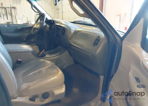 2002 Ford Expedition from USA, damaged, VIN 1FMRU15LA63609